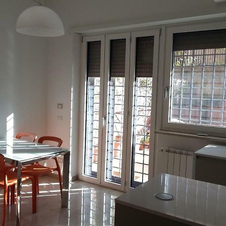 ホテルLa Terrazza ローマ エクステリア 写真